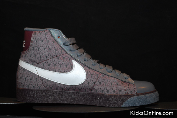 Nike Blazer High - Deep Burgundy / White - Flint Grey - Berry