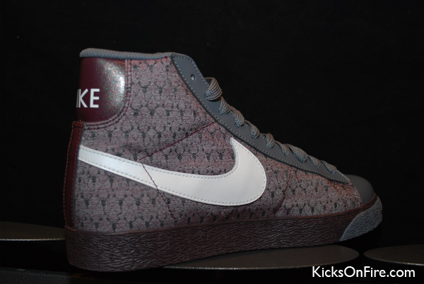 Nike Blazer High - Deep Burgundy / White - Flint Grey - Berry