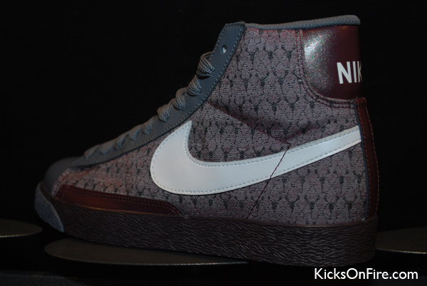 Nike Blazer High - Deep Burgundy / White - Flint Grey - Berry