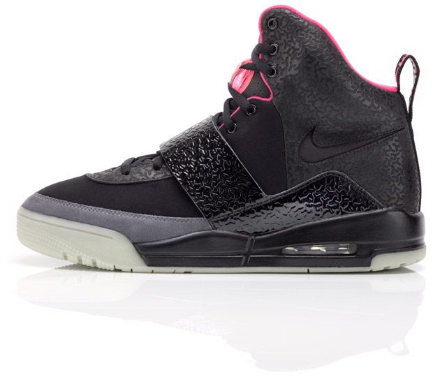 footlocker yeezys