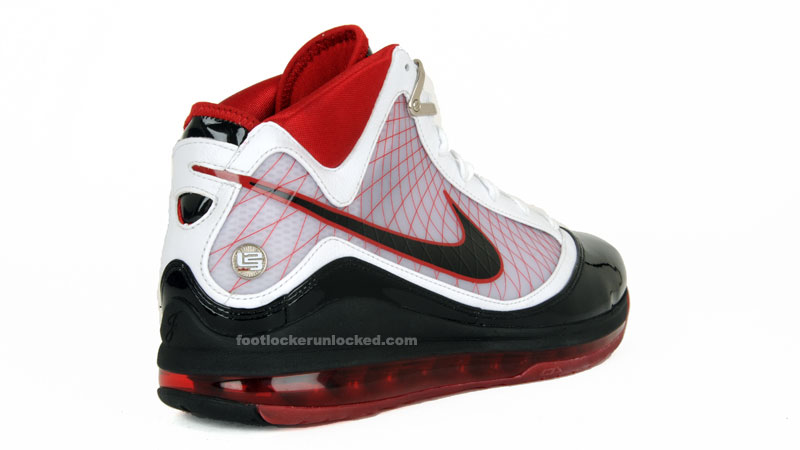 old lebron shoes