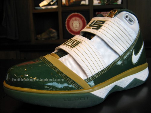 lebron-soldier-iii-saint-vincent-saint-mary-11 lebron-soldier-iii-saint-vincent-saint-mary-11