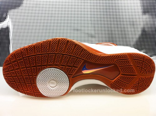 nike-hyperdunk-2010-ncaa-texas-3 nike-hyperdunk-2010-ncaa-texas-3