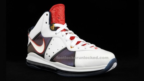 lebron 8 footlocker