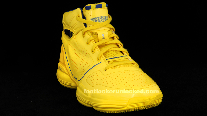 derrick rose yellow shoes