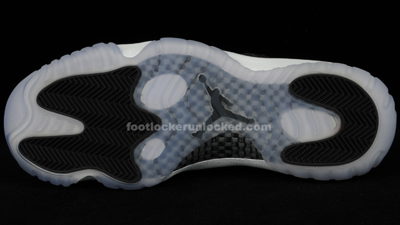 AJ Retro XI Low IE Bottom