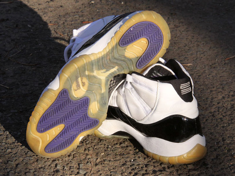 jordan 11 concord yellowing