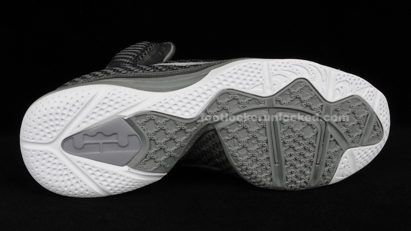Nike-Lebron-9-Cool-Grey_6