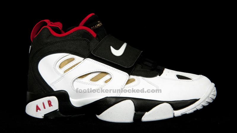 Nike-Diamond-Turf-WhBkRd-FL-1