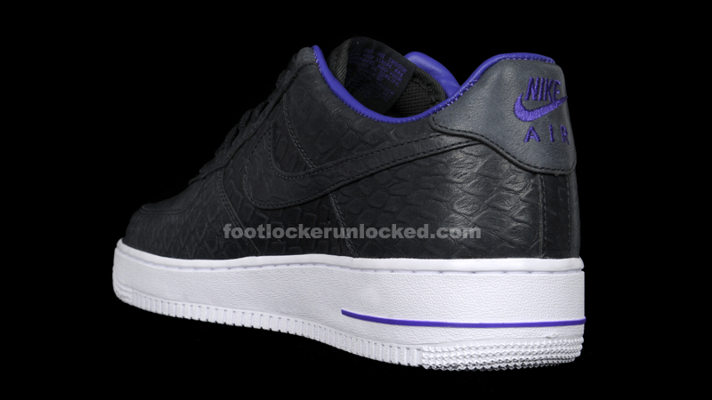 kobe bryant air force 1 footlocker