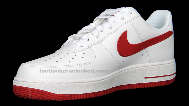 nike air force 1 with red check