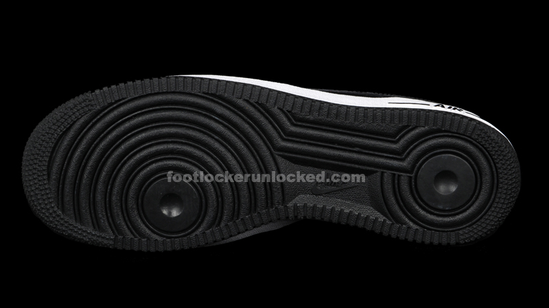 Nike_Air_Force_1_BlkBlkWht_FL_07
