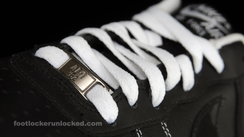 Nike_Air_Force_1_BlkBlkWht_FL_12
