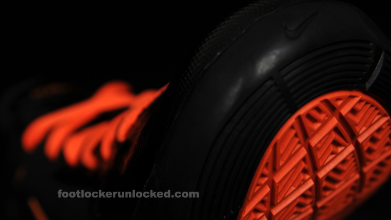 FL Unlocked Nike Hyperdunk Low Linsanity BlkOrng_09