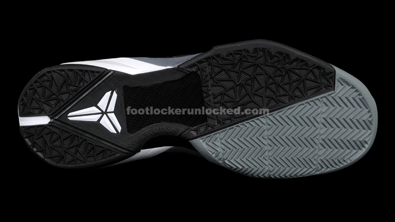 Nike-Kobe-7-Away-FL_07