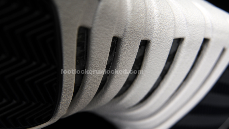 FL Unlocked Jordan Retro 12 Obsidian_06