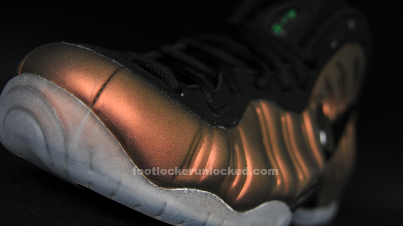 Nike-Air-Foamposite-Pro-Black-Gym-Green-FL_15