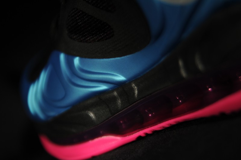 FL_Unlocked_Nike_Hyperposite_Dynamic Blue_Fireberry_08