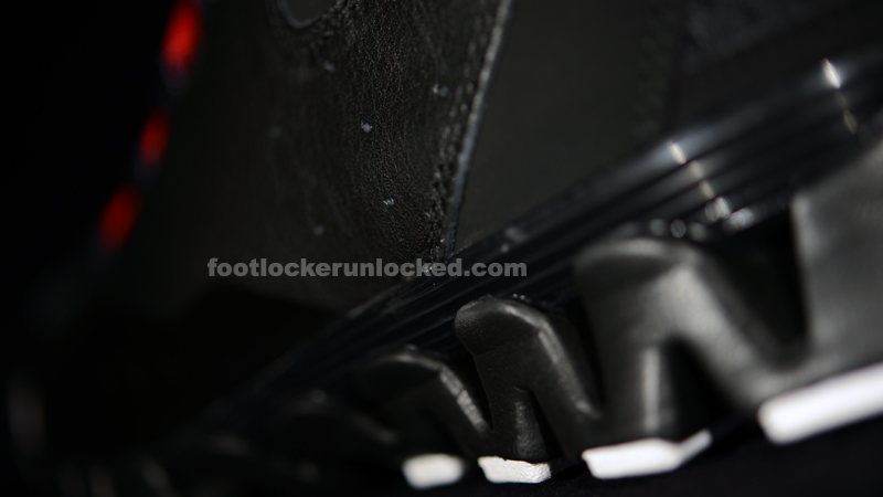FL Unlocked Reebok Wall 3 Black Red_05