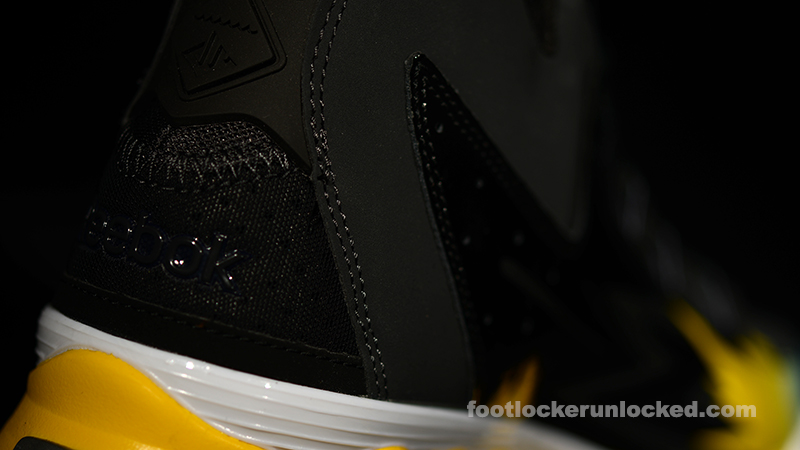 FL Unlocked Reebok Wall 3 Zig Escape_07
