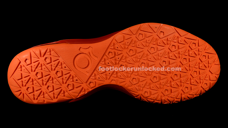 FL Unlocked Nike KD V Black Pack Orange_04