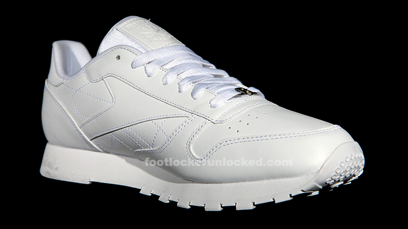 reebok classic mens foot locker