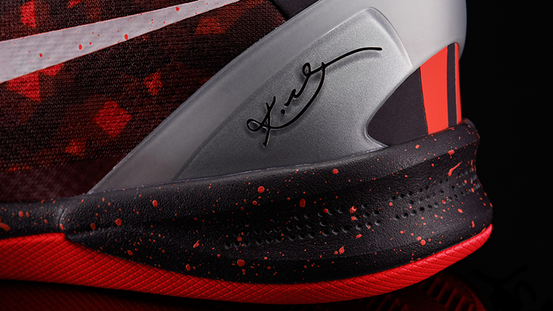 Kobe-YOS-signature_0360_2048x1280