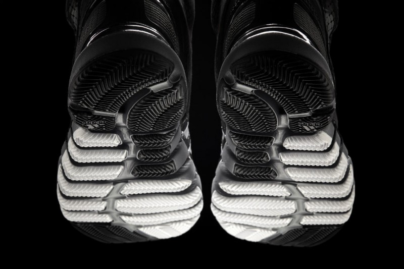 adidas-crazyquick-black-lead-03