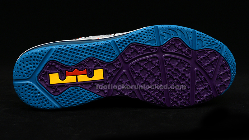 FL_Unlocked_Nike_LeBron_Low_05