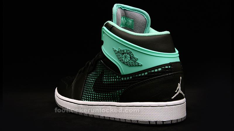 FL_Unlocked_Jordan_1_Retro_89_05