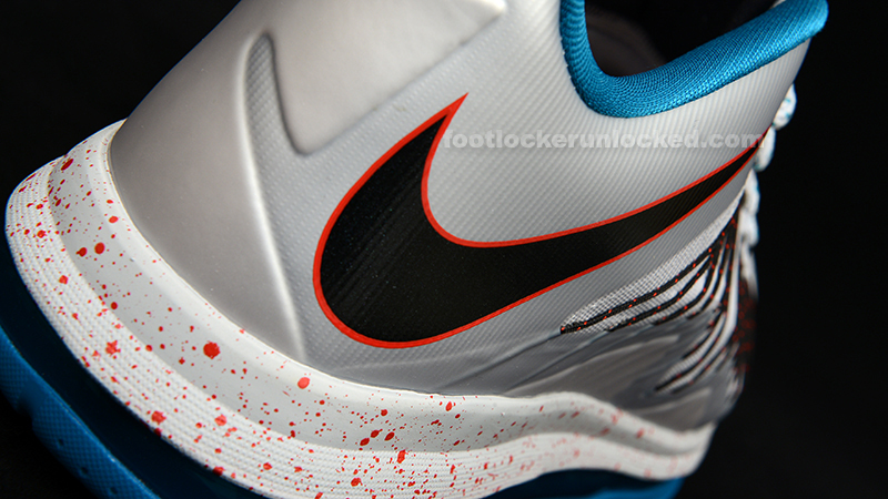 FL_Unlocked_Nike_LeBron_Low_07