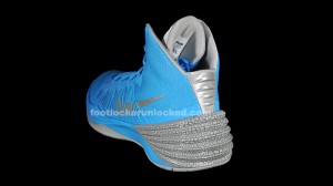 blue dunks foot locker