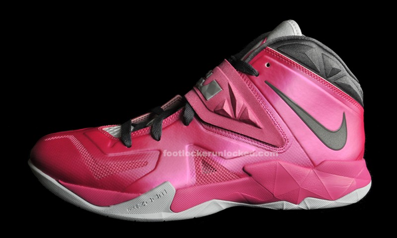 breast cancer awareness lebrons