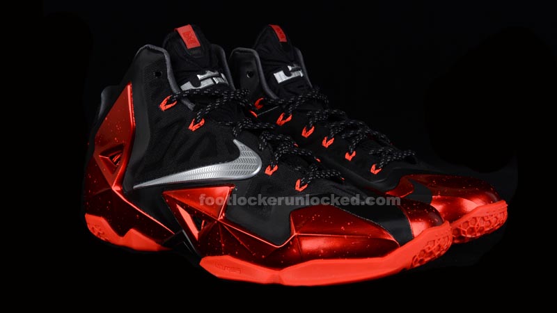 lebrons shoes foot locker