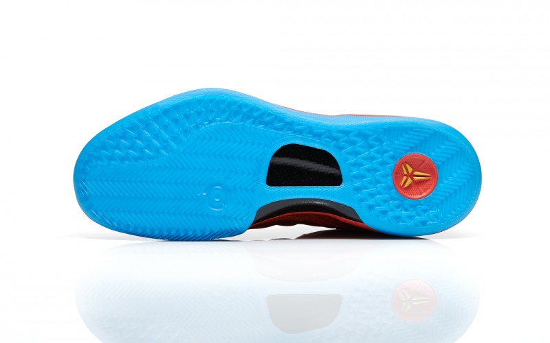 Kobe8_System_YOTH_674_outsole_13400_FB