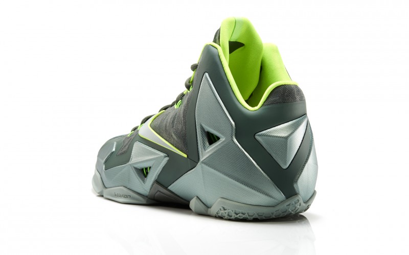 LeBron11_Neutral_300_back_13977_FB