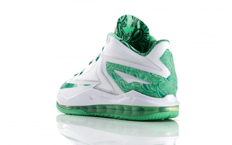 Lebron_11_Low_Easter_100_3qtr_back_low_0101_FB