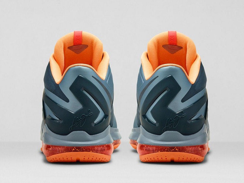 FL_Unlocked_FL_Unlocked_Nike_LeBron_11_Low_Magnet_Grey_07