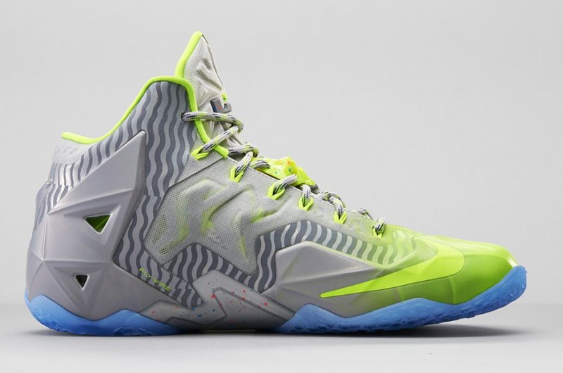 FL_Unlocked_FL_Unlocked_Nike_LeBron_11_Metallic_Luster_04