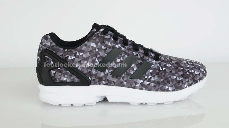 zx flux on feet