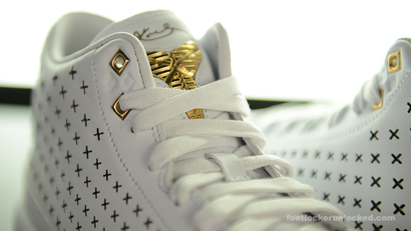 kobe foot locker