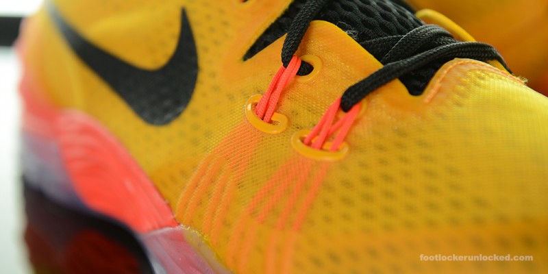 Foot-Locker-Nike-Zoom-Kobe-Venomenon-5-Yellow-11