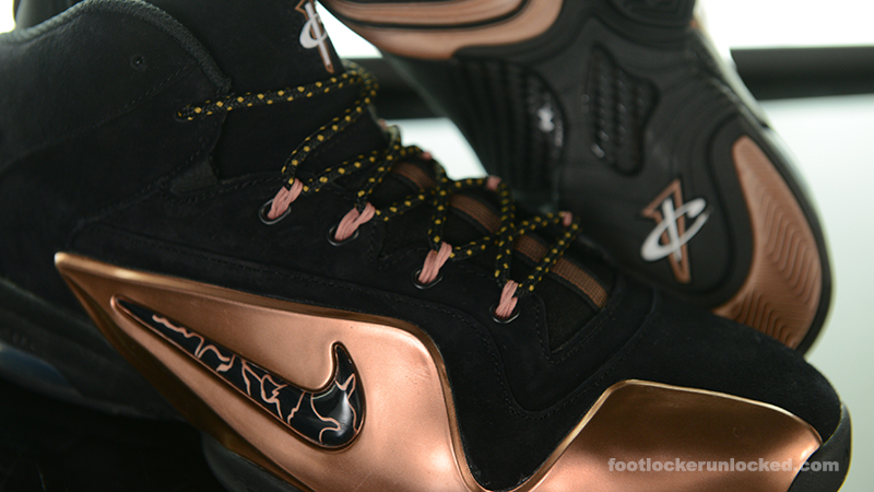 zoom nike foot locker