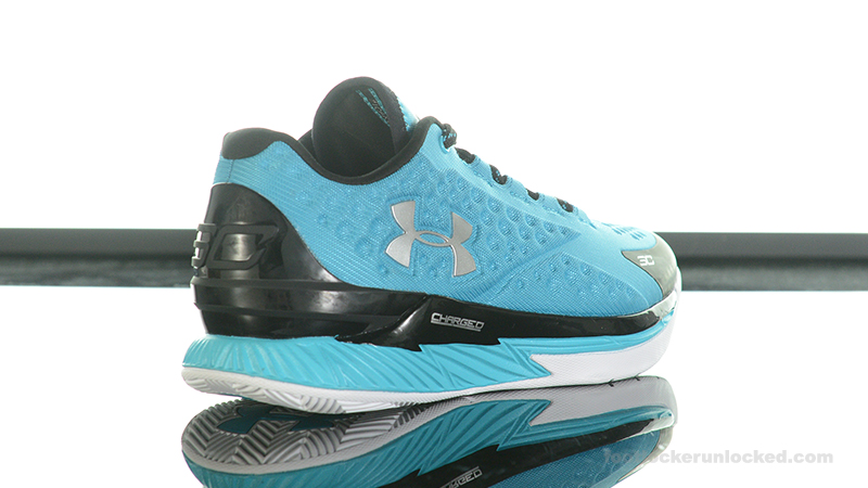 Foot-Locker-Under-Armour-Curry-One-Low-Pacific-Blue-6