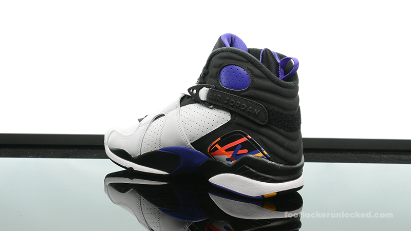 jordan 8 3 peat on feet