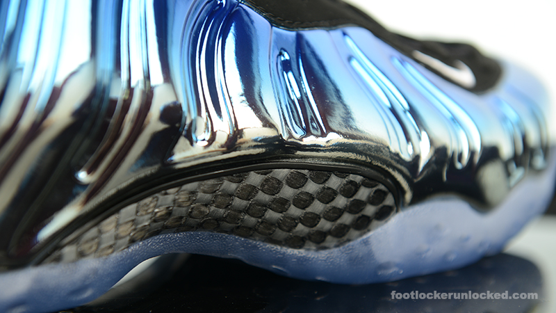 Foot-Locker-Nike-Air-Foamposite-One-Blue-Mirror-11