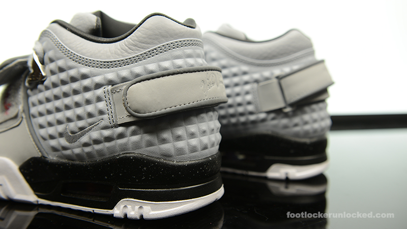 Foot-Locker-Nike-Air-TR-Cruz-Cool-Grey-7