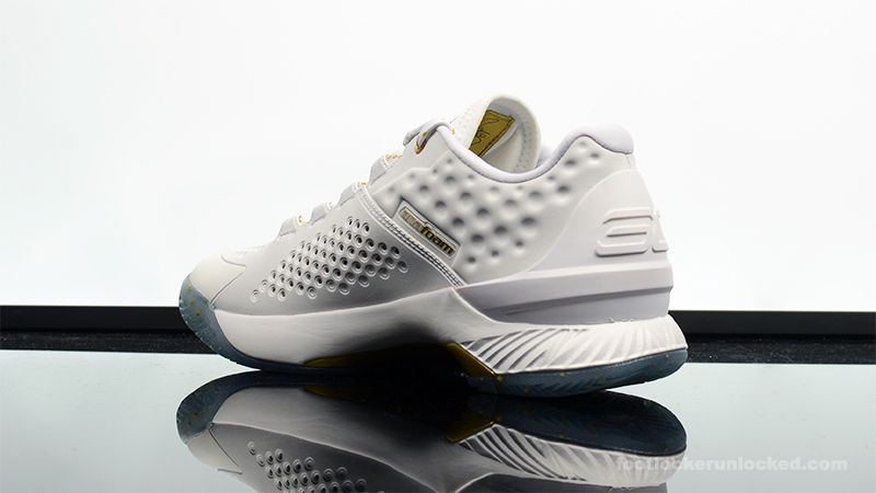 Under Armour Curry One Low “Friends and 