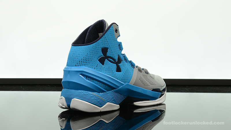 Foot-Locker-Under-Armour-Curry-2-Electric-Blue-6