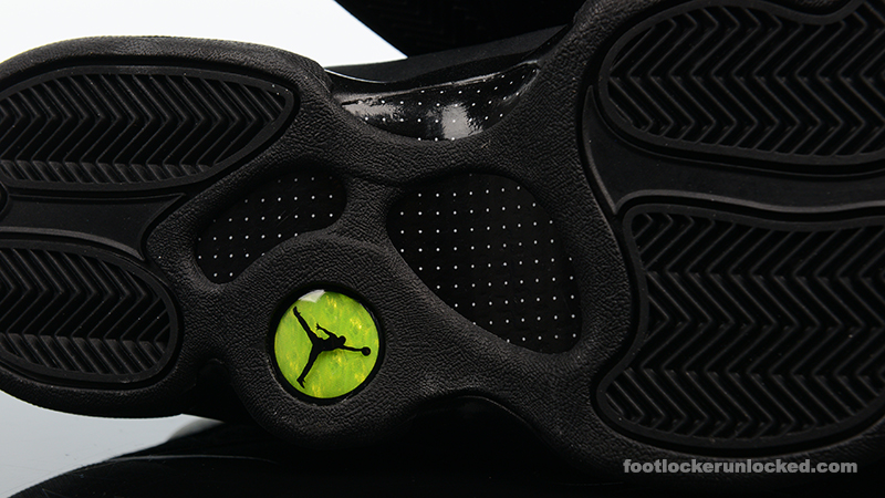 jordan retro 13 black cat footlocker